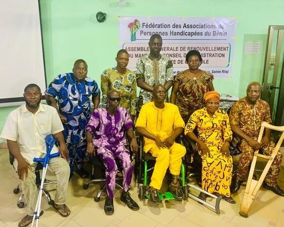 Fédération des Associations de Personnes Handicapées du Bénin DOMINGO Nassirou plébiscité pour un nouveau mandat de 4 ans Clap de fin!