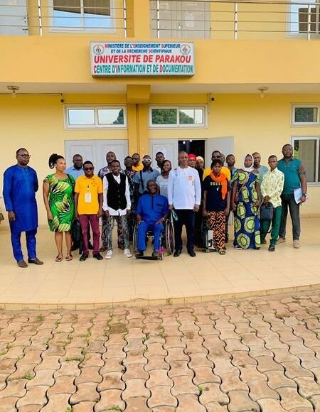 La bibliothèque dotée de matériels informatiques pour renforcer l’inclusion des étudiants handicapés