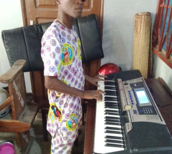 Virtuosité en marche à l’ONG Bartimée