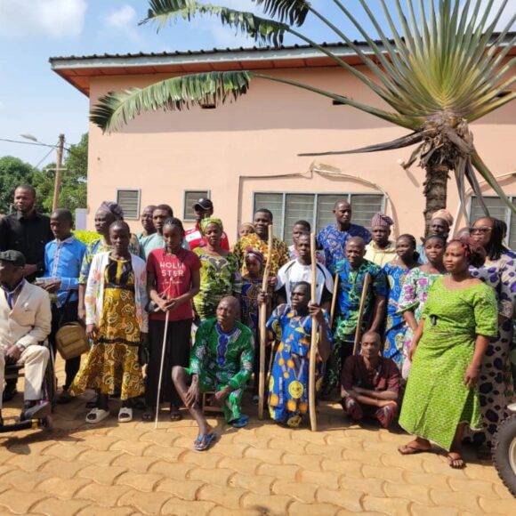 PADMAR et la FAPHB renforcent les capacités des personnes handicapées : une séance d’éducation nutritionnelle et de démonstration culinaire réussie