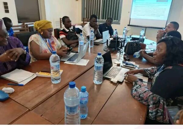 Revue d’activités à mi-parcours, une démarche de transparence et de gestion axée sur des résultats