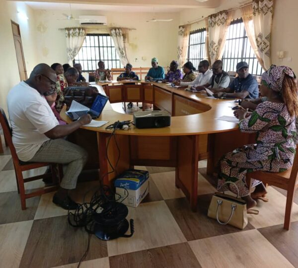 Adja-Ouèrè : un atelier d’analyse des performances scolaires pour renforcer la réussite aux examens